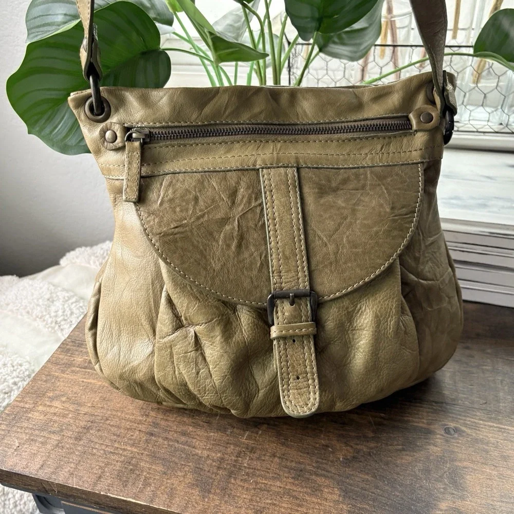 Sundance beautiful crossbody